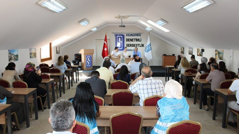 Suça sürüklenen çocuklara Otilia sürprizi! Sosyal gelişimlerine sanatla dokundu - Resim: 2