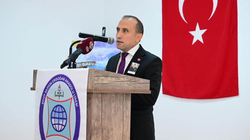 Şehit Tuğgeneral Erdoğan adının verildiği lisede anıldı! Yargıtay Üyesi eşine plaket ve çiçek takdim edildi - Resim: 5