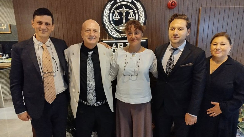 Avukat Fatih Öztürk’ün büro açılışına yoğun katılım! Dostlar bir araya geldi - Resim: 3