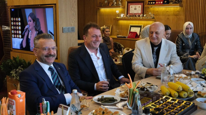 Avukat Fatih Öztürk’ün büro açılışına yoğun katılım! Dostlar bir araya geldi - Resim: 5