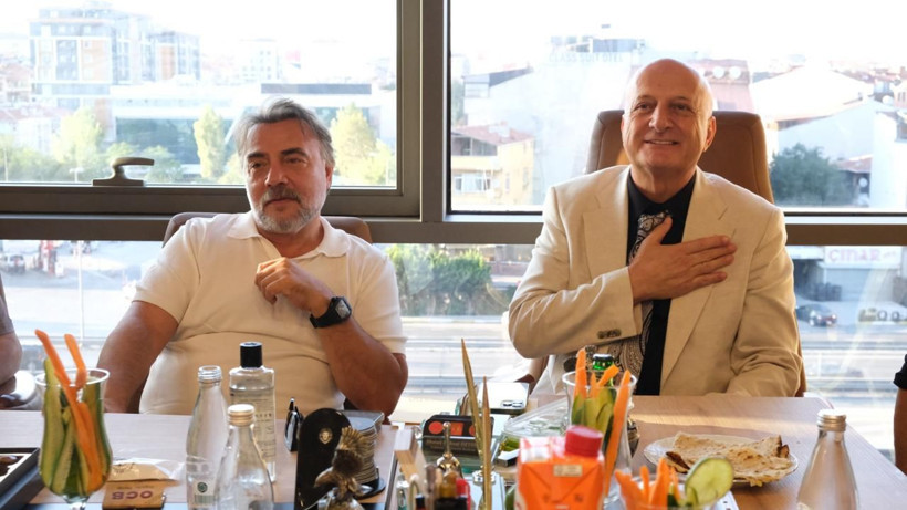 Avukat Fatih Öztürk’ün büro açılışına yoğun katılım! Dostlar bir araya geldi - Resim: 6