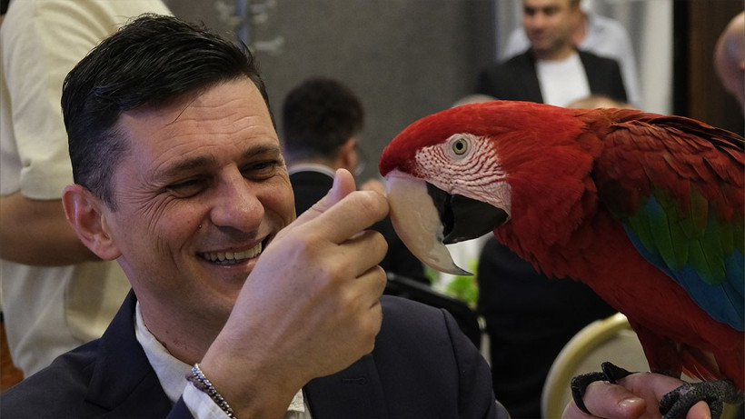 Avukat Fatih Öztürk’ün büro açılışına yoğun katılım! Dostlar bir araya geldi - Resim: 11