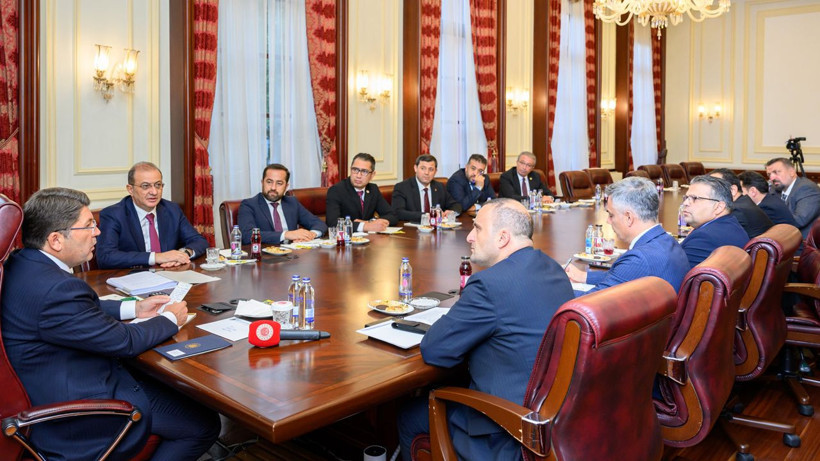 Bakan Tunç baro başkanları ile bir araya geldi - Resim: 3