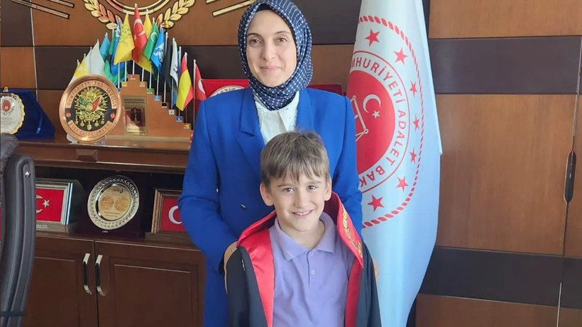 Başsavcı Ünver, satranç temsilcilerini makamında ağırladı! Minik sporculara böyle jest yaptı - Resim: 4