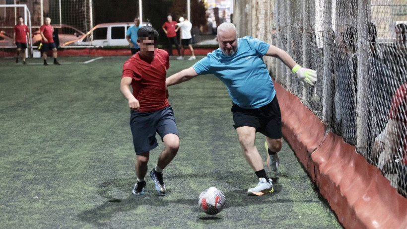 Başsavcılar denetimli serbestlik kapsamındaki gençlerle futbol sahasında buluştu - Resim: 2