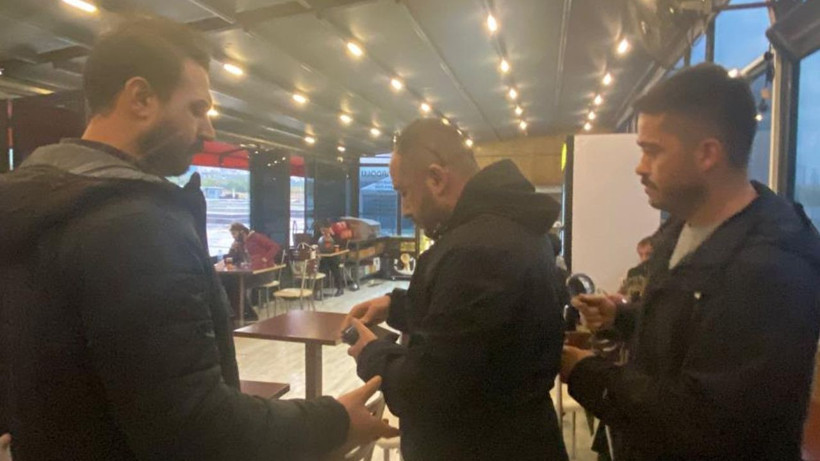 Cezaevinden çıktı, rahat durmadı! Dolandırıcı avukat adliyede suçüstü yakalandı - Resim: 3