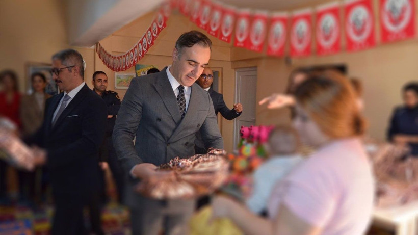 Gebze Başsavcısı Metin Uslu’dan cezaevi kreşi ve anaokuluna ziyaret! Çocukların yüzünü güldürdü - Resim: 3