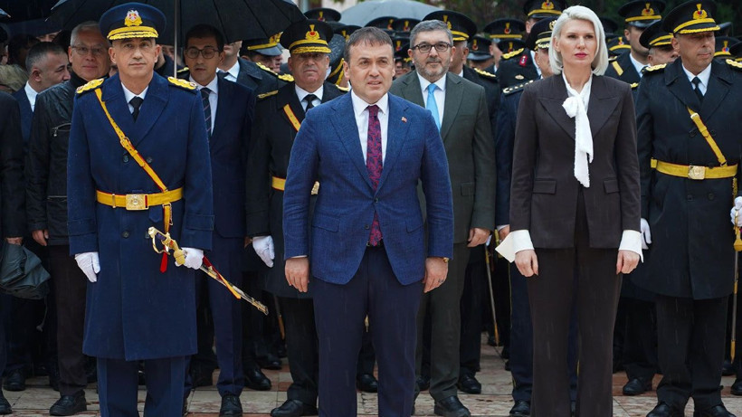 Tüm yurtta 29 Ekim coşkusu! Cumhuriyetin 102. yılı böyle kutlandı - Resim: 2