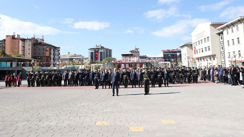Tüm yurtta 29 Ekim coşkusu! Cumhuriyetin 102. yılı böyle kutlandı - Resim: 4