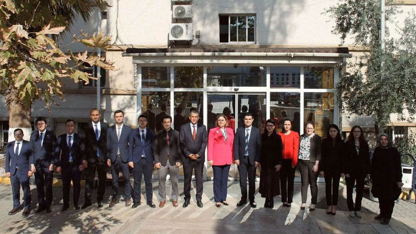 HSK Üyesi Yurtsever, Alaşehir Adliyesi'nde! Yargı mensuplarıyla bir araya geldi - Resim: 3