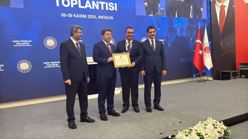 Yargı teşkilatına başarı belgesi! Bakan Tunç takdim etti - Resim: 8