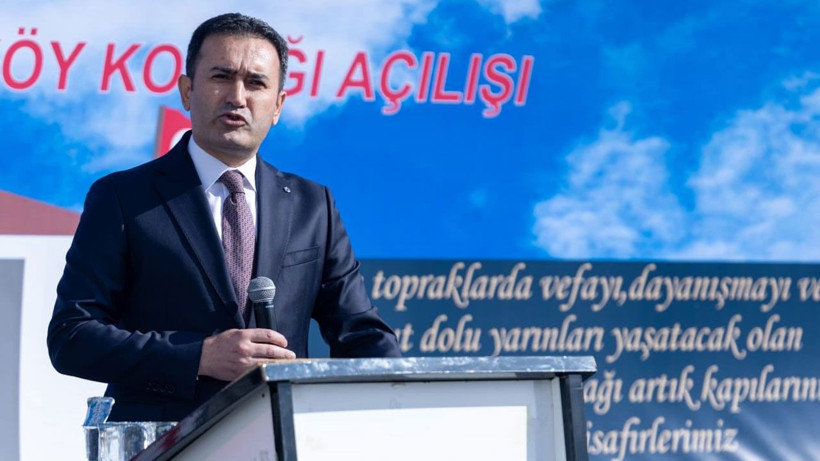 HSK üyeleri ve yargı mensuplarından köy konağı açılışına çıkarma! Seyfi Han’dan açılış konuşması - Resim: 3