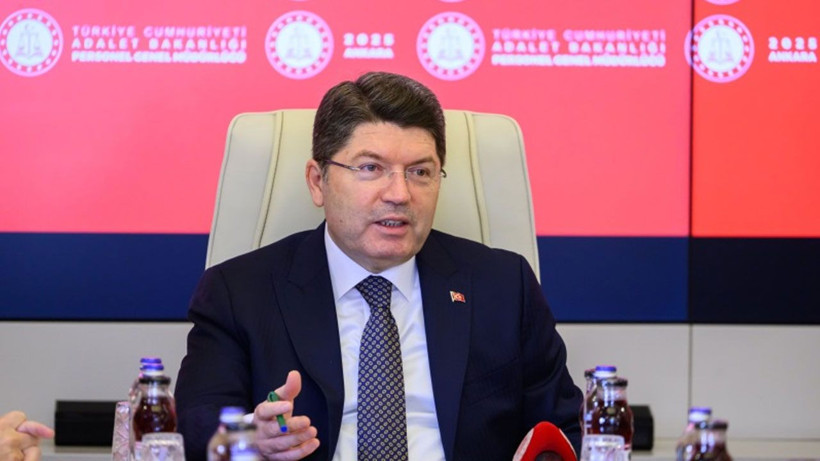 Bakan Tunç hakim ve savcı adaylarına cübbelerini teslim etti! - Resim: 2