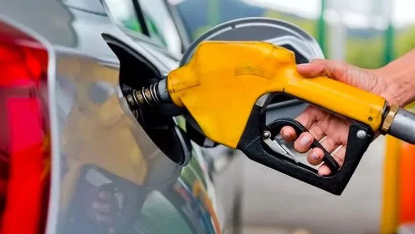 AKARYAKIT FİYATLARI ALEV ALDI: Benzinin ardından motorin fiyatları da güncellendi. Zamlı akaryakıt fiyatları gündem oldu - Resim: 4