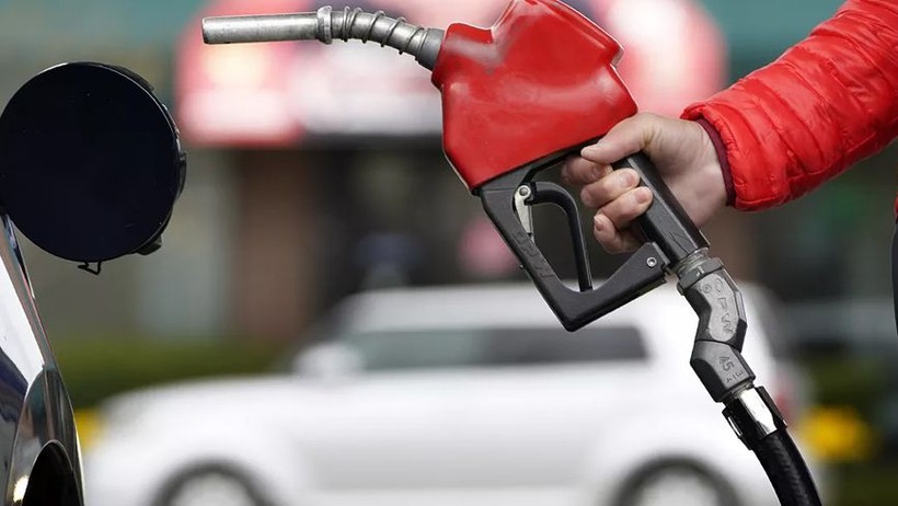 AKARYAKIT FİYATLARI ALEV ALDI: Benzinin ardından motorin fiyatları da güncellendi. Zamlı akaryakıt fiyatları gündem oldu - Resim: 5