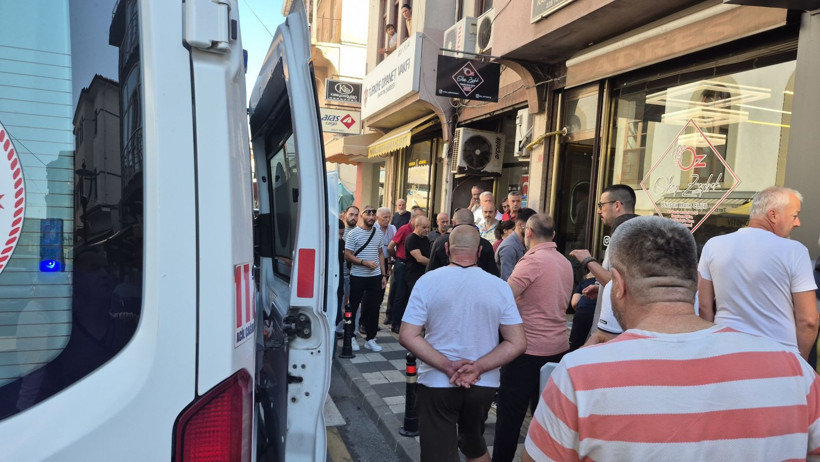 Başsavcı Şahin, berberdeki saldırıyı olay yerinde inceledi - Resim: 7