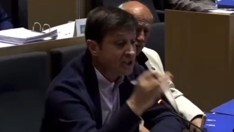 CHP'li başkanlar arasında yüksek tansiyon! Belediye başkanının mikrofonu kapatıldı! - Resim: 3