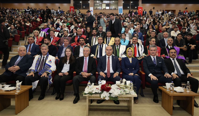 AİÇÜ 2025-2026 Akademik Yılı Açılış Törenine Başsavcı Adem Çalış da katıldı - Resim: 1