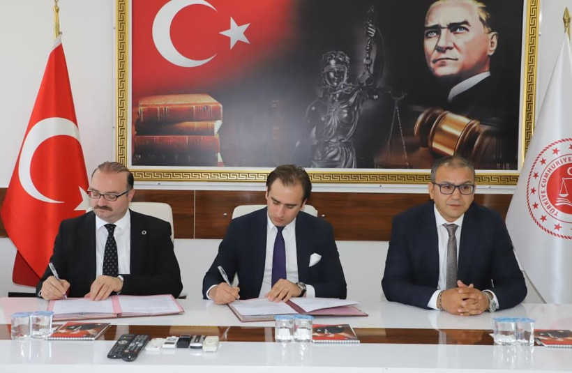 Atatürk Üniversitesi'nde Başsavcılıklarla iş birliği protokolü! - Resim: 1