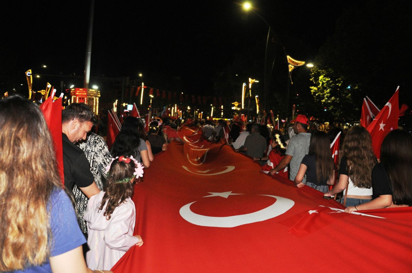 Türkiye'nin dört bir yanında 30 Ağustos Zafer Bayramı coşkusu yaşandı - Resim: 1