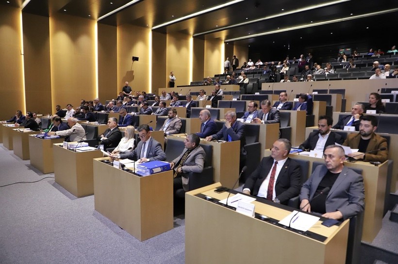 CHP'li başkanlar arasında yüksek tansiyon! Belediye başkanının mikrofonu kapatıldı! - Resim: 4