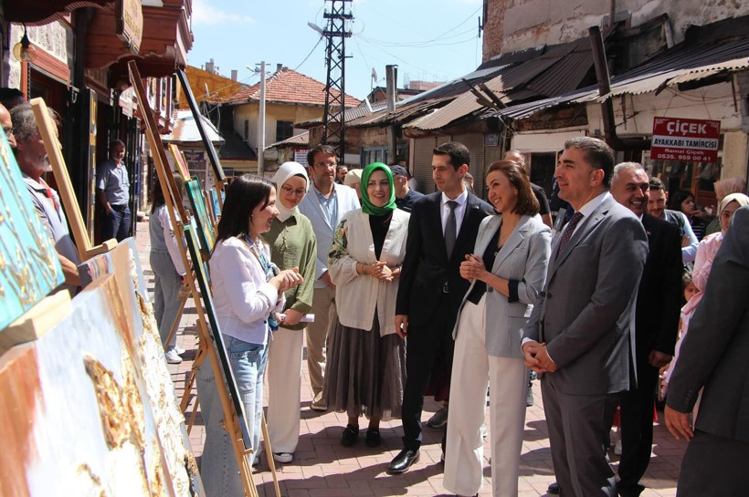 Başsavcı Aybüke Rana Er, “Gerede’ye Renk Katıyoruz” sergisinin açılışına katıldı - Resim: 2