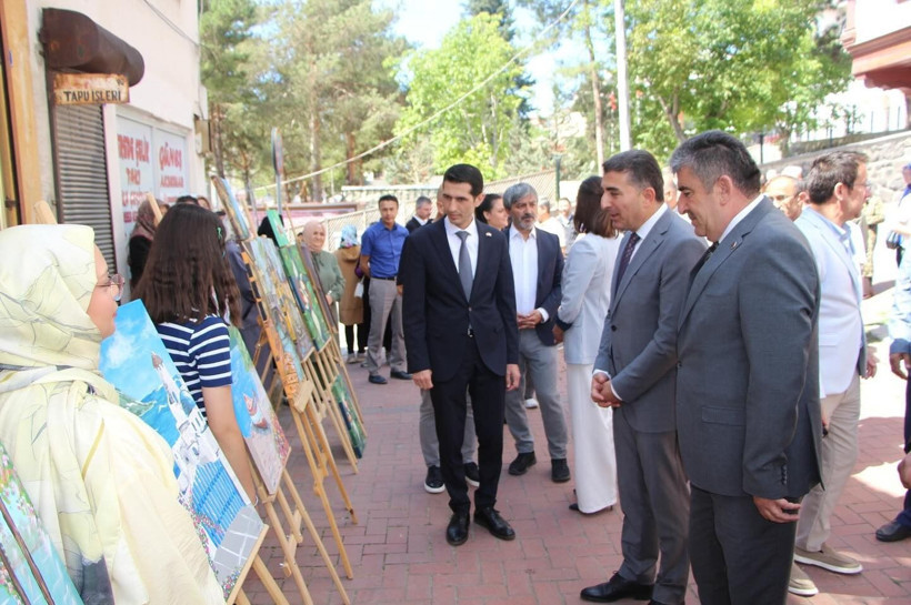 Başsavcı Aybüke Rana Er, “Gerede’ye Renk Katıyoruz” sergisinin açılışına katıldı - Resim: 7