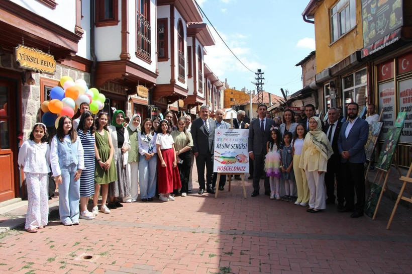 Başsavcı Aybüke Rana Er, “Gerede’ye Renk Katıyoruz” sergisinin açılışına katıldı - Resim: 6