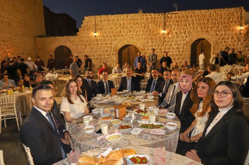 Savur’da yeni adli yıl açılışı! Protokol ve yargı mensupları buluştu - Resim: 2