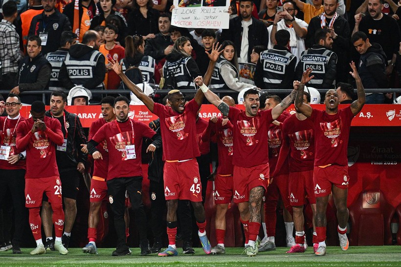 GALATASARAY SON DAKİKA HABERİ: Galatasaray dev gelirin sahibi oldu! Şampiyonluk sonrası para yağacak - Resim: 3