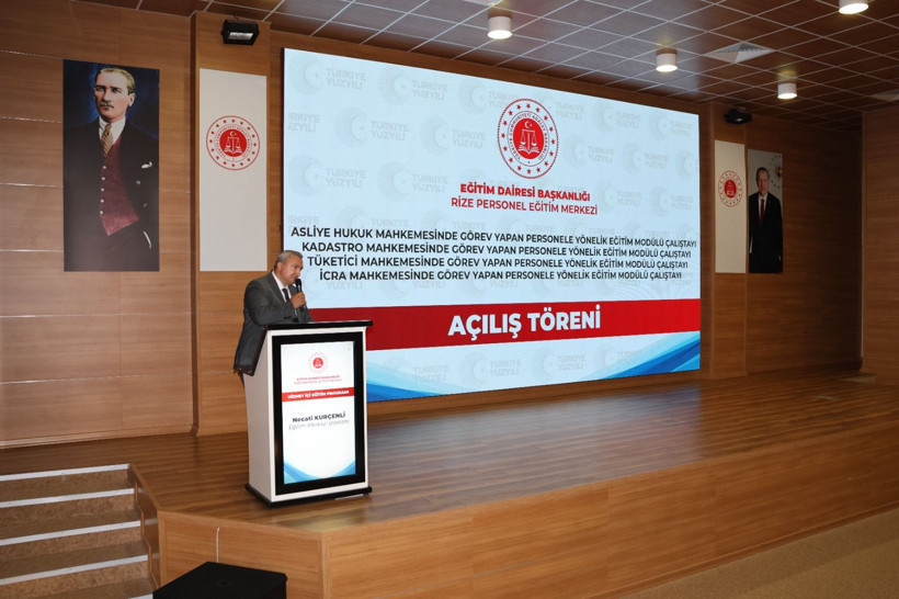 Kadastro mahkemesi personeline özel eğitim modülü çalıştayı gerçekleştiriliyor! - Resim: 3