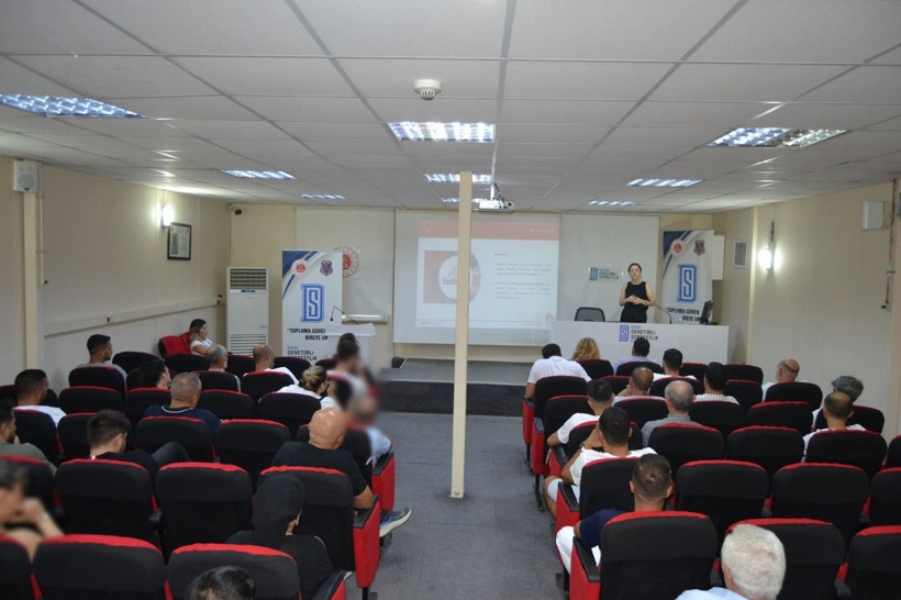 Bursa’da “Ailenin Önemi” seminerinde aile ve çocuklara yönelik ortak proje hazırlığı - Resim: 1