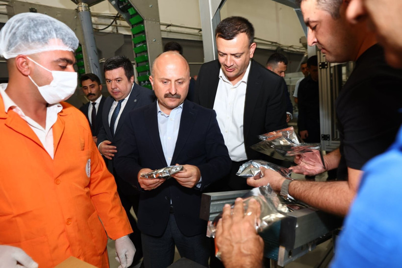 Adıyaman Valisi ve Başsavcı, Tarım Mükemmeliyet Merkezi’nde incelemelerde bulundu - Resim: 5