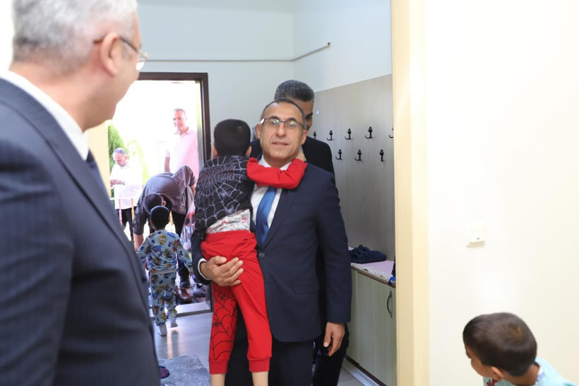 Başsavcı Altuğ Kürşat Şahin Çocuk Evleri Sitesi'nde! Hakim ve savcılarla oyuncak dağıttı - Resim: 4