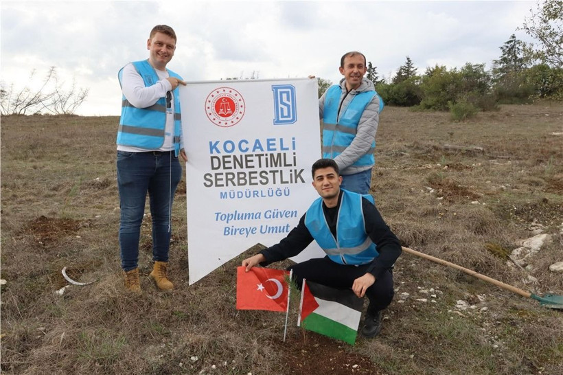 Kocaeli Cumhuriyet Başsavcılığı öncülünde Filistin için fidan dikildi - Resim: 2