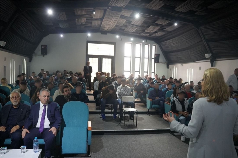 Prof. Dr. Naci Görür’den denetimli serbestlikte deprem farkındalığı semineri - Resim: 5