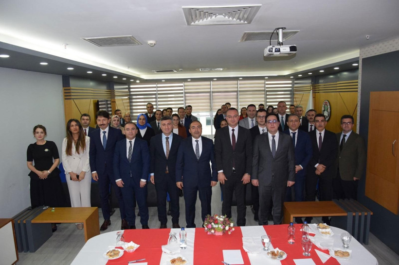 HSK Üyesi Ateş'ten peş peşe temaslar! Üç ilin adliyesini ziyaret etti - Resim: 8