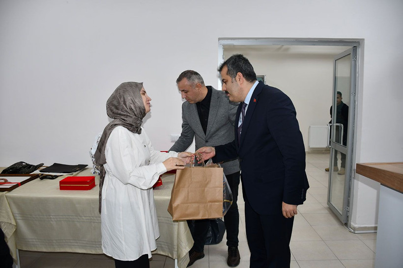 Vezirköprü'de savcı ve hakimlere veda! Başsavcı Gümüş, başarılar diledi - Resim: 2