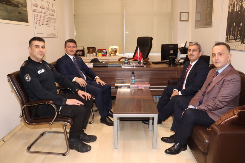 Başsavcı Dönmez'den adliye karakoluna ziyaret - Resim: 2