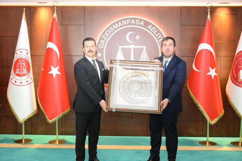 Bakan Yardımcısı Tuncay'dan Gaziosmanpaşa Adliyesine ziyaret - Resim: 6