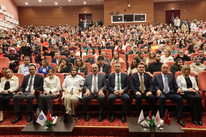 Tamamı yargı mensubu! Adliye Tiyatro Kulübü 'Reis Bey'i sahneledi - Resim: 5