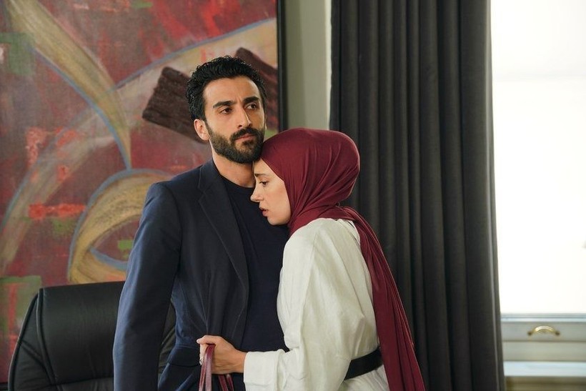 KIZILCIK ŞERBETİ SEZON FİNALİ FULL İZLE || 30 Mayıs Show TV Kızılcık Şerbeti son bölüm (Sezon finali) izleme ekranı - Resim: 6