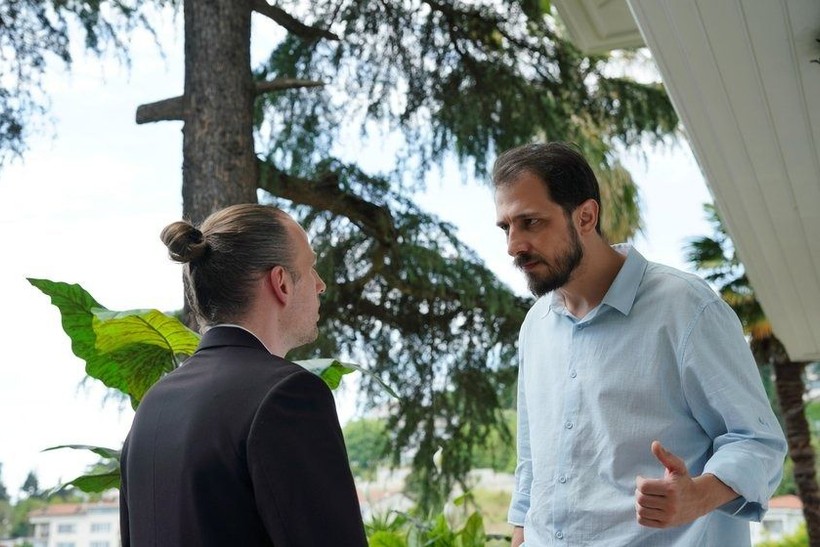 KIZILCIK ŞERBETİ SEZON FİNALİ FULL İZLE || 30 Mayıs Show TV Kızılcık Şerbeti son bölüm (Sezon finali) izleme ekranı - Resim: 7