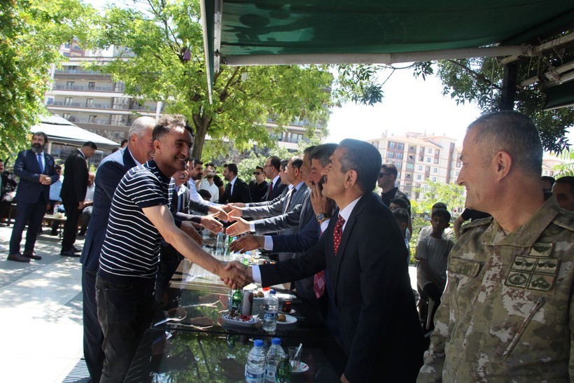 Şırnak'ta bayram buluşmasında 'Terörsüz Türkiye' vurgusu - Resim: 5