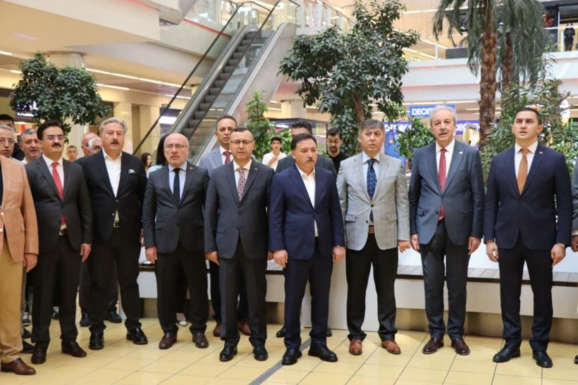 Vali Çiçek ile Başsavcı Korkmaz CTE el sanatları sergisini açtı! 5 bin ürün ziyaretçilerle buluştu - Resim: 2