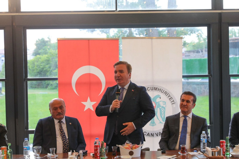 Erzincan Başsavcısı Öztürk onuruna yemek! Vali Aydoğdu plaket takdim etti - Resim: 3