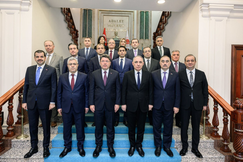 Bakan Tunç, Azerbaycan heyeti ile görüştü! - Resim: 4