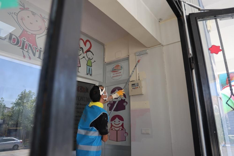 Diyarbakır'da yükümlüler binaların çehresini değiştiriyor! Başsavcı Çelenk öncülük etti - Resim: 1