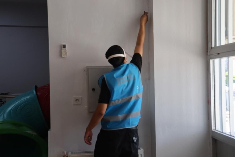 Diyarbakır'da yükümlüler binaların çehresini değiştiriyor! Başsavcı Çelenk öncülük etti - Resim: 3