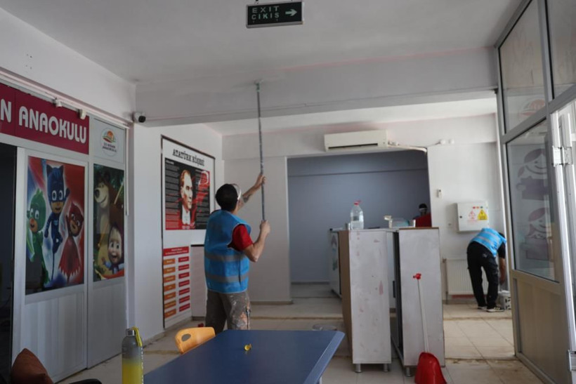 Diyarbakır'da yükümlüler binaların çehresini değiştiriyor! Başsavcı Çelenk öncülük etti - Resim: 2